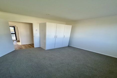 Photo of property in 45 Cleat Street, Whitby, Porirua, 5024