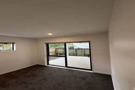 Photo of property in 14e River Road, Te Atatu Peninsula, Auckland, 0610