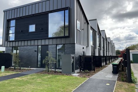 Photo of property in 9/24 Devonport Lane, St Albans, Christchurch, 8014