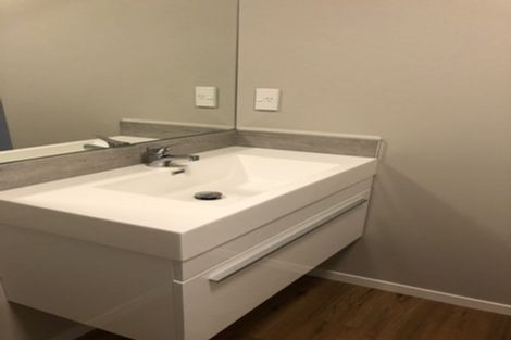 Photo of property in 27u2 Jones Crescent, Melville, Hamilton, 3206
