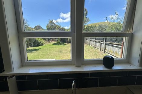 Photo of property in 4 Ridgemount Rise, Mangere Bridge, Auckland, 2022