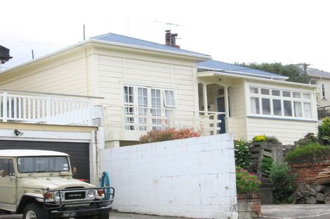 Photo of property in 42 Eden Street, Island Bay, Wellington, 6023