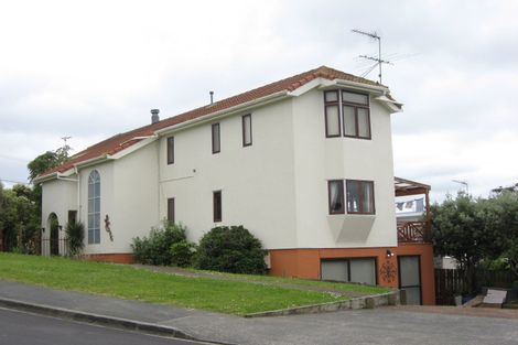 Photo of property in 2 Mariner Drive, Gulf Harbour, Whangaparaoa, 0930