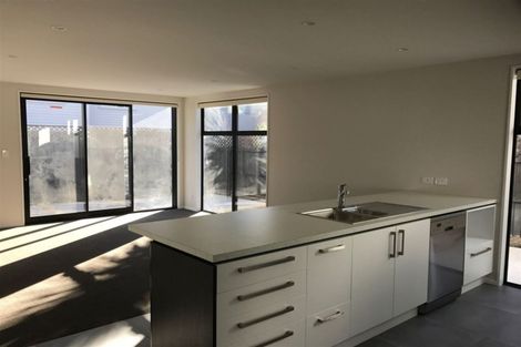 Photo of property in 2/46 Champion Street, Edgeware, Christchurch, 8013