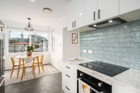 Photo of property in 48 Mark Avenue, Paparangi, Wellington, 6037