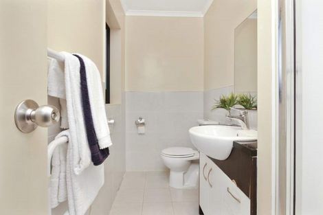 Photo of property in 24 Donegal Park Drive, Flat Bush, Auckland, 2019