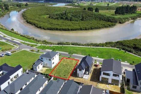 Photo of property in 92 Kahui Parade, Karaka, Papakura, 2113