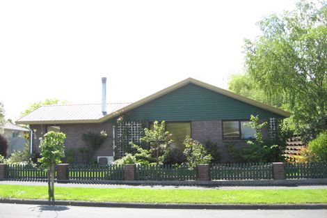 Photo of property in 13b Strachan Place, Rangiora, 7400