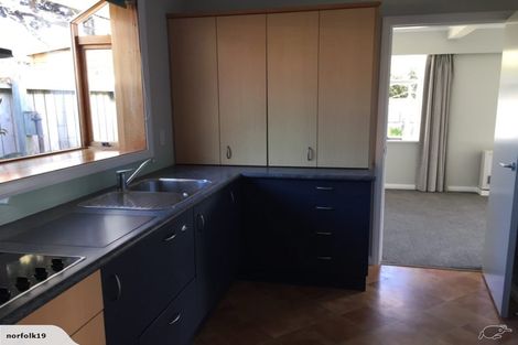 Photo of property in 98 Melbourne Road, Island Bay, Wellington, 6023