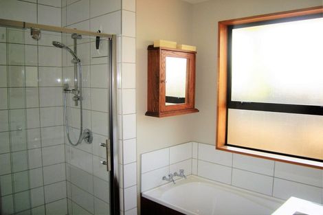 Photo of property in 2/20a Tainui Street, Somerfield, Christchurch, 8024