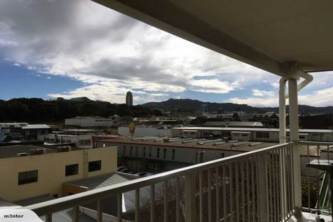 Photo of property in 23/8u Girton Terrace, Mount Cook, Wellington, 6021