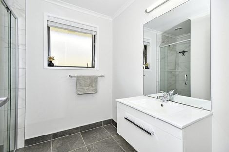Photo of property in 44 Koropupu Street, Pukekohe, 2120