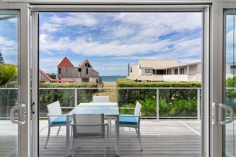 Photo of property in 28 Champion Place, Pauanui, Hikuai, 3579