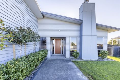 Photo of property in 3 Peppertree Glade, Kelvin Grove, Palmerston North, 4414