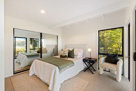 Photo of property in 10 Hobday Lane, Mount Pleasant, Christchurch, 8081