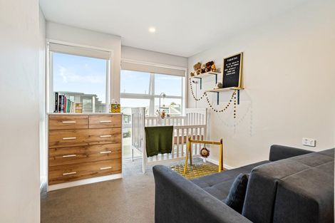 Photo of property in 25 Treloar Crescent, Hobsonville, Auckland, 0616