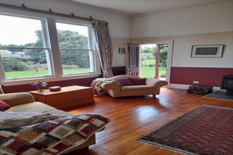 Photo of property in 25 Muhunoa West Road, Ohau, Levin, 5570