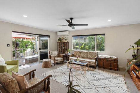 Photo of property in 41 Matene Place, Papamoa Beach, Papamoa, 3118