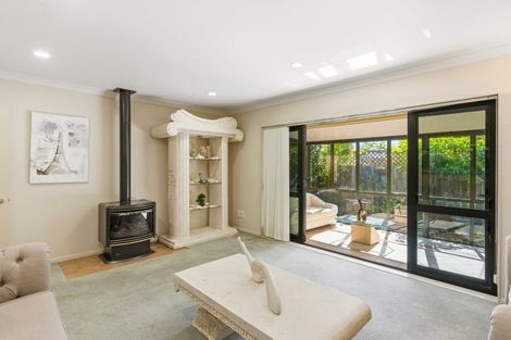 Photo of property in 3 Westpeak Way, Otaki, 5512