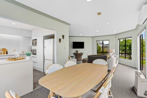 Photo of property in 2/19 Stanley Avenue, Milford, Auckland, 0620