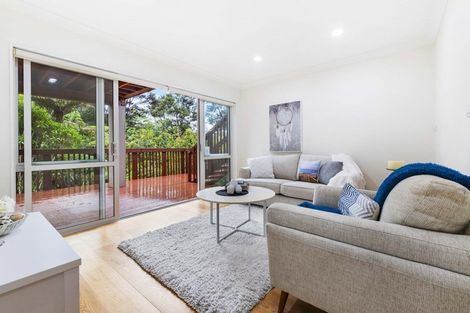 Photo of property in 16 Para Close, Fairview Heights, Auckland, 0632