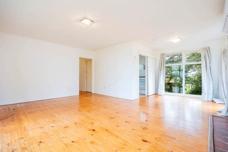Photo of property in 156 Sunset Road, Unsworth Heights, Auckland, 0632