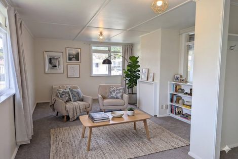 Photo of property in 24-26 Hanson Grove, Stokes Valley, Lower Hutt, 5019