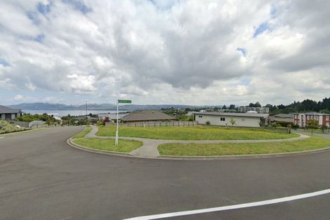 Photo of property in 39 Botanical Heights Drive, Waipahihi, Taupo, 3330