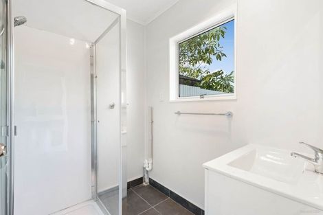 Photo of property in 3/23 Craigbank Avenue, New Lynn, Auckland, 0600