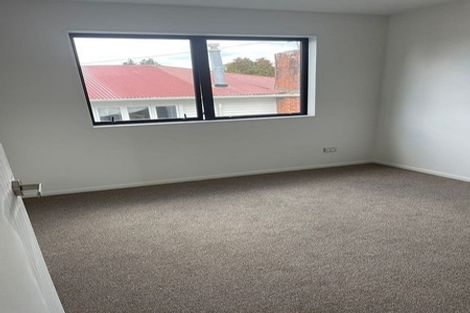 Photo of property in 3/31 Reid Road, New Lynn, Auckland, 0600