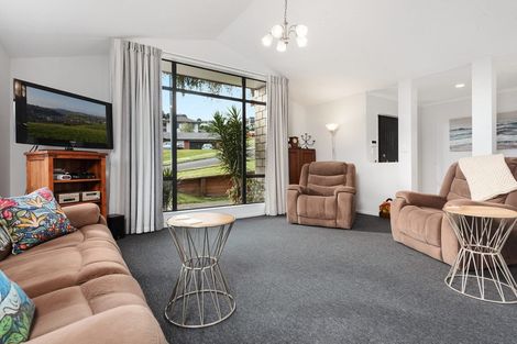Photo of property in 93 Orion Drive, Welcome Bay, Tauranga, 3112