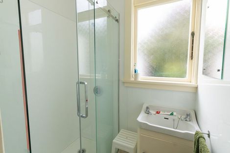 Photo of property in 35 Greenacres Street, Macandrew Bay, Dunedin, 9014