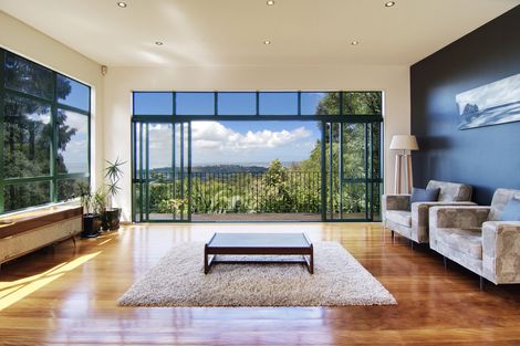 Photo of property in 272 Shaw Road, Titirangi, Auckland, 0604