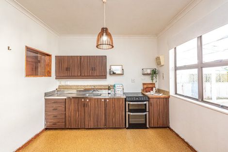 Photo of property in 32 Jones Street, Whanganui East, Whanganui, 4500