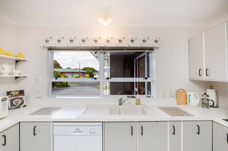 Photo of property in 22 Fiona Crescent, Feilding, 4702
