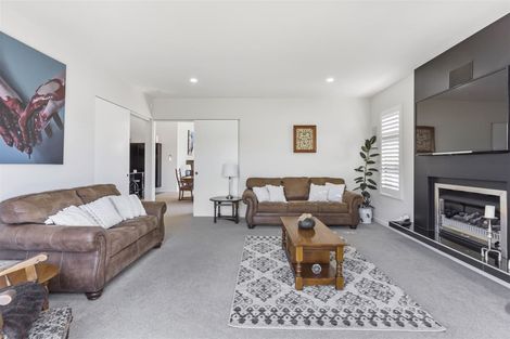 Photo of property in 23 Saint Maroun Rise, The Gardens, Auckland, 2105