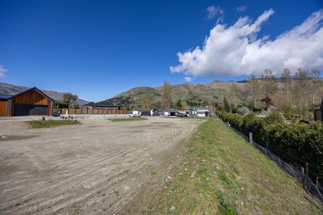 Photo of property in 15 Kamana Rise, Wanaka, 9382