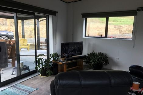 Photo of property in 33 Grahamtown Road, Onerahi, Whangarei, 0174