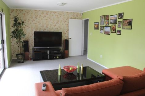 Photo of property in 19a Greenock Road, Ranui, Auckland, 0612