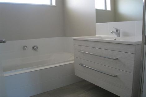 Photo of property in 16 Hurutini Way, Halswell, Christchurch, 8025