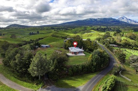 Photo of property in 483 Upper Pitone Road, Pitone, New Plymouth, 4374