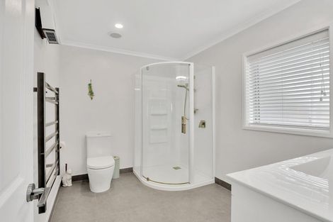 Photo of property in 21 Catchpole Place, Woodend, 7610