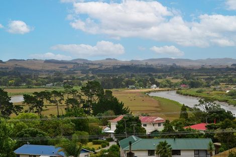 Photo of property in 30 Hand Road, Helensville, 0800