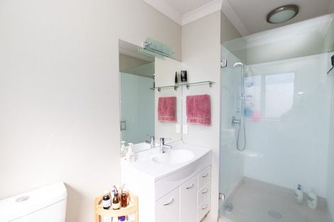 Photo of property in 27 Benner Drive, Ngatea, 3503