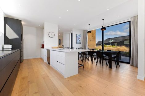 Photo of property in 4 Stockyard Lane, Jacks Point, Queenstown, 9371