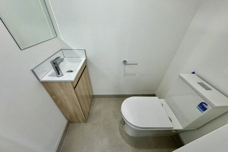 Photo of property in 8 Raupeti Lane, Henderson, 0612