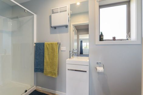 Photo of property in 43 Carrs Road, Urenui, 4377