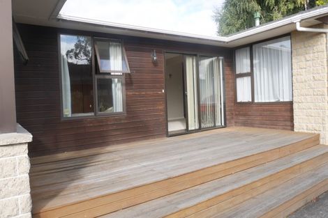 Photo of property in 32 Glenharrow Avenue, Avonhead, Christchurch, 8042