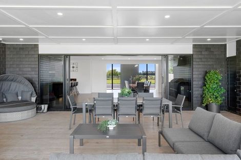 Photo of property in 438 Park Road, Parkvale, Carterton, 5792