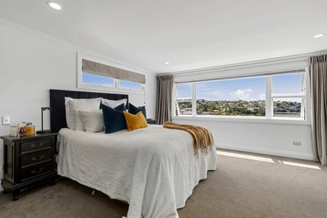 Photo of property in 1/41 East Coast Road, Milford, Auckland, 0620